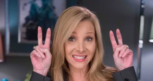 Нерозказана історія Лізи Кудроу: тріумфи та виклики зірки серіалу “Друзі”